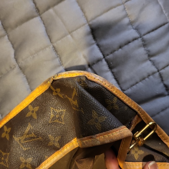 Garment Bag - Picture 4 of 7